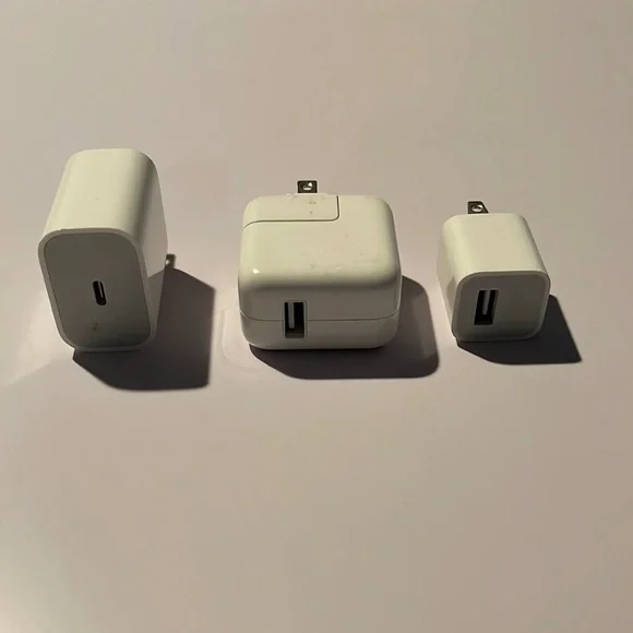 Apple - Picture 1 of 1